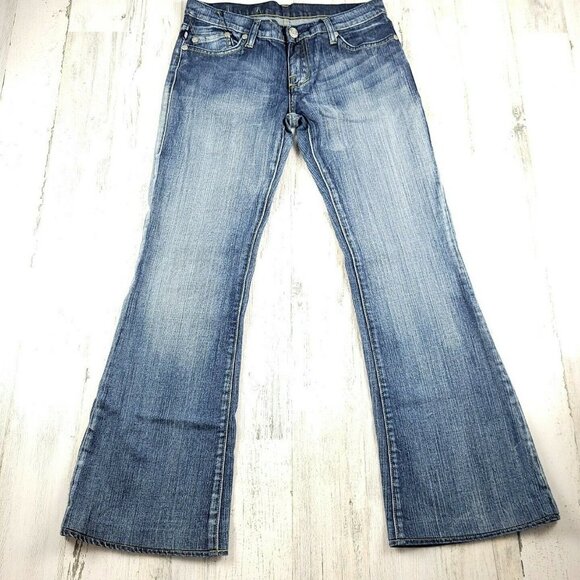 Rock & Republic Women's Dark Denim Flare Boot Size 28 (30x30 ) - Picture 1 of 11